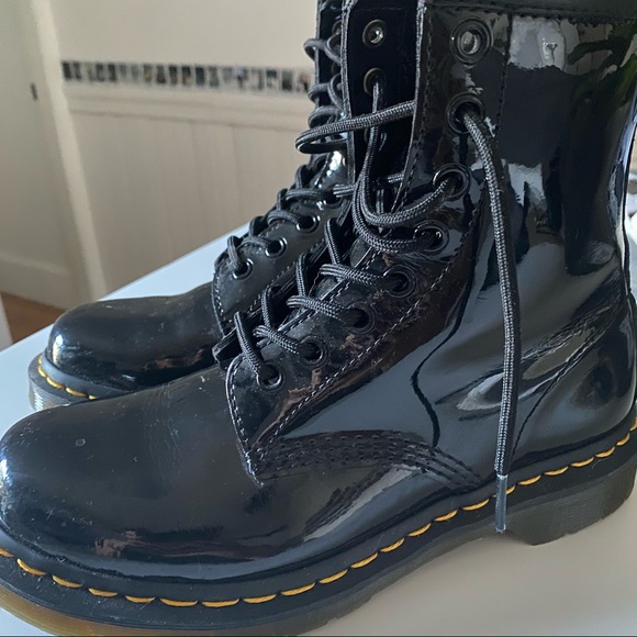 Dr Martens 1460 Black Patent Leather Size 6 - Picture 1 of 5